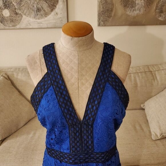 Adelyn Rae Crochet Lace V-Neck Dress - Picture 5 of 14